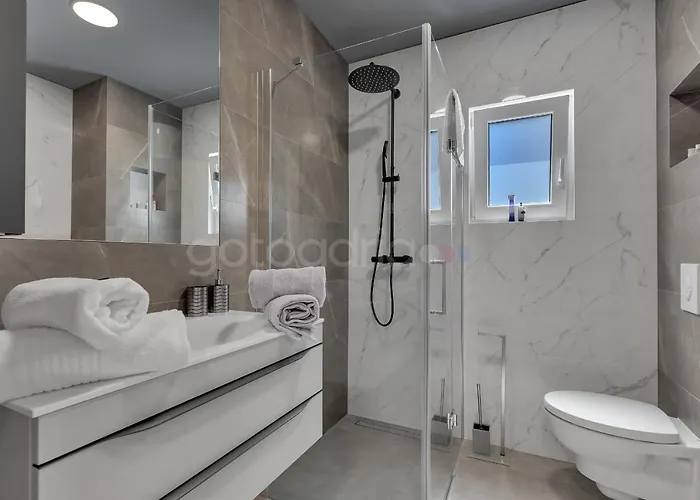 Apartment Luxury Seaview Luki - Free Parking Makarska