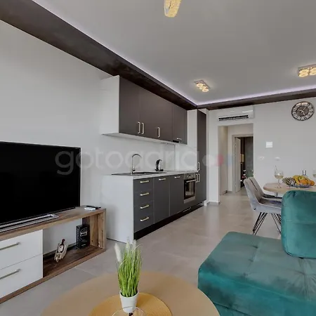 Luxury Seaview Luki - Free Parking Apartman Makarska